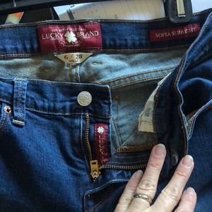 Lucky Jeans